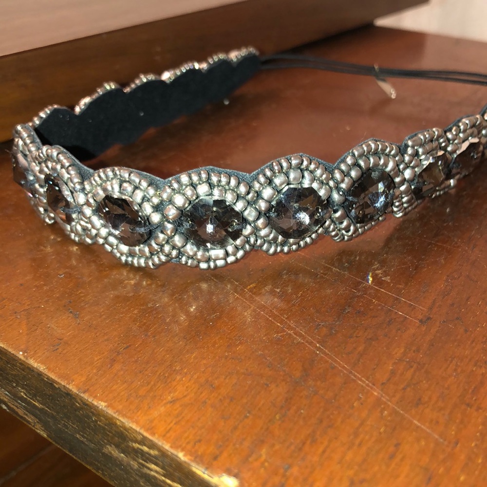 Pink Pewter headband.